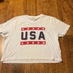 White Aéropostale Cropped Boy Tee